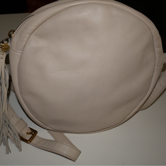 Hobo - Picture 2 of 5